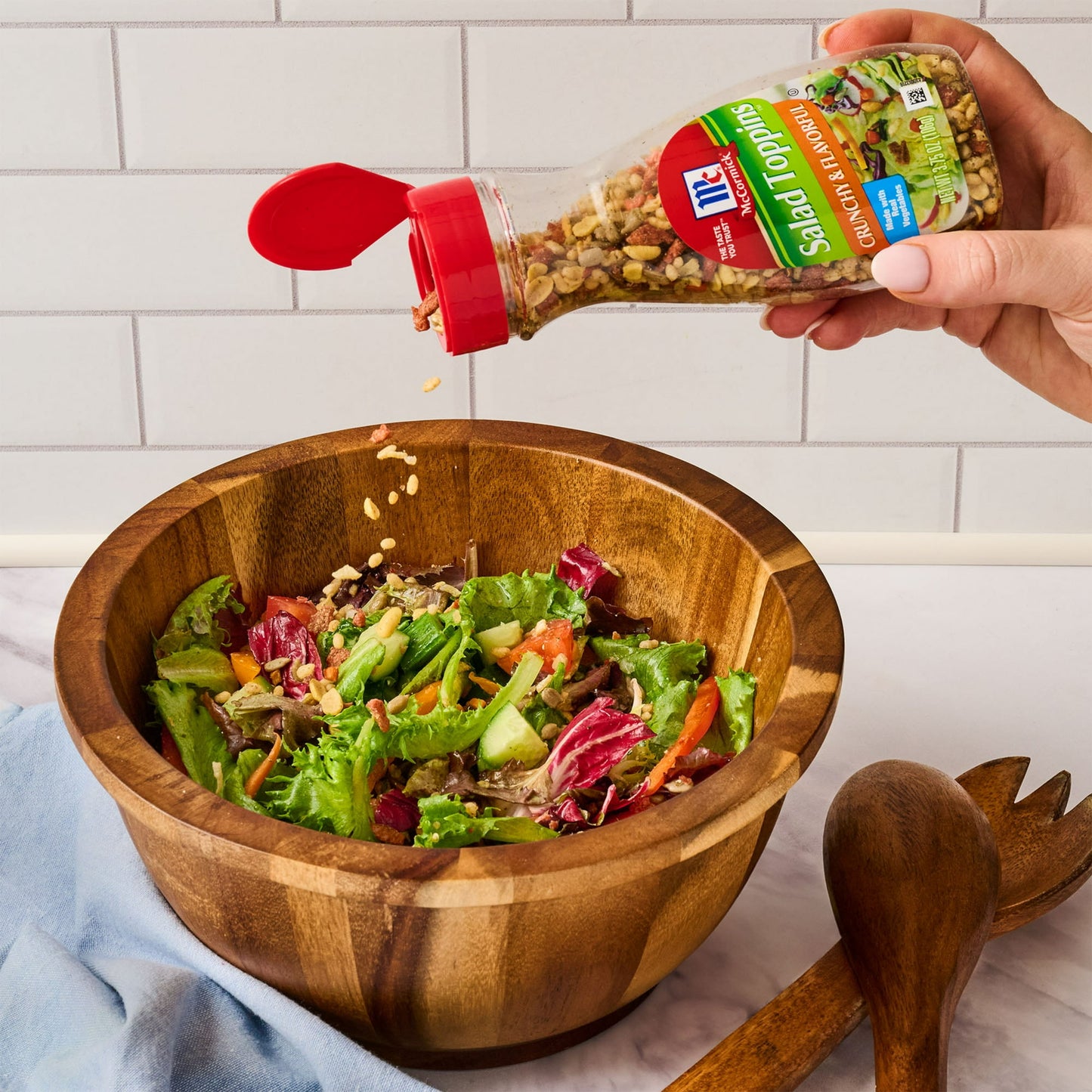 McCormick Non-GMO Kosher Crunchy & Flavorful Salad Toppings, 3.75 oz Bottle (Pack of 4)