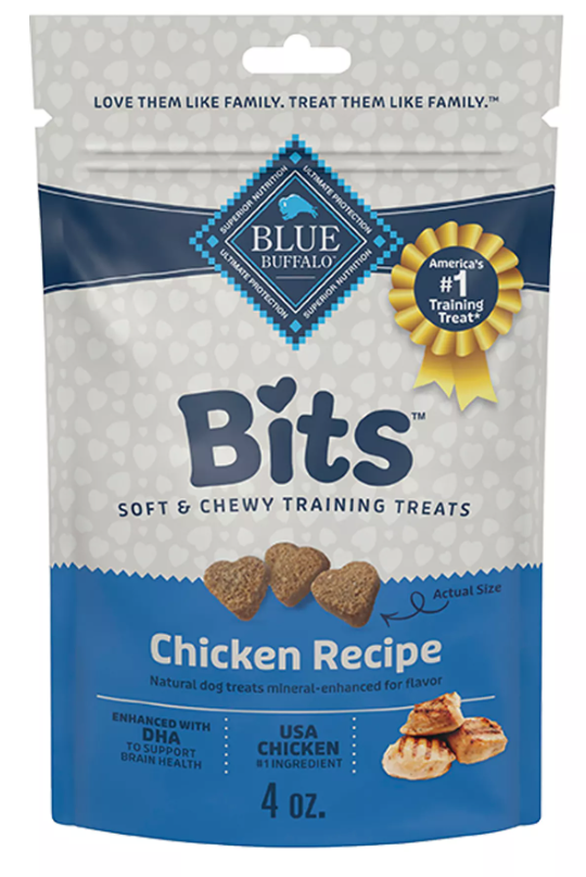 Blue Buffalo Bits Soft Dog Treats Variety Pack, 4oz each (Salmon and Chicken)