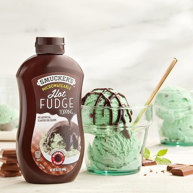 Smucker's Hot Fudge Topping, 15.5 Ounces, Microwavable Squeeze Bottle (Pack of 4)